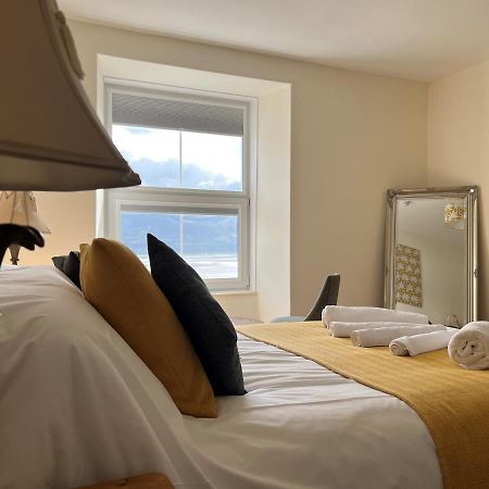 No6 Bed and Breakfast Barmouth Exteriör bild