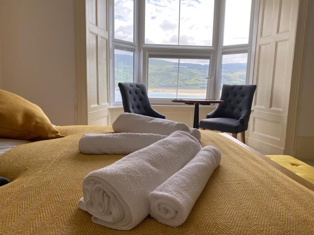 No6 Bed and Breakfast Barmouth Exteriör bild