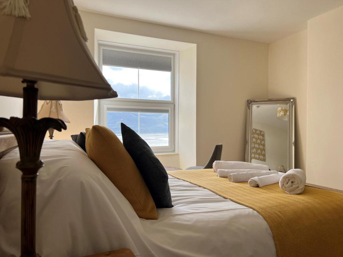 No6 Bed and Breakfast Barmouth Exteriör bild