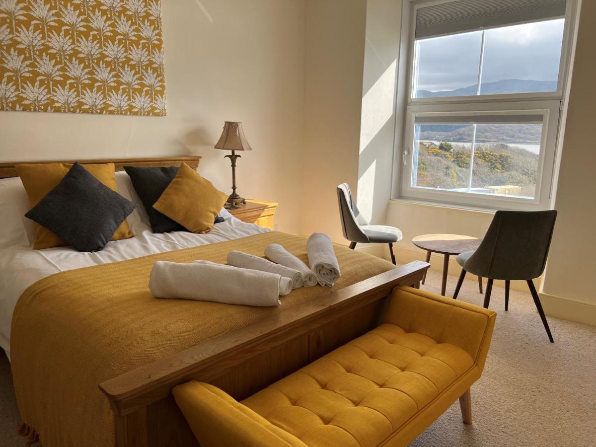 No6 Bed and Breakfast Barmouth Exteriör bild